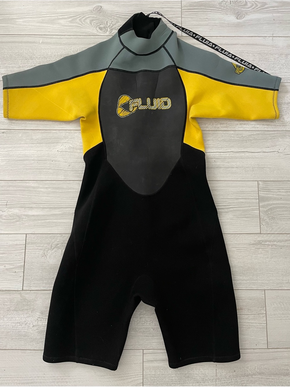FLUID Shorty Neoprene Wetsuit Outdoor Beach Cottage Size M